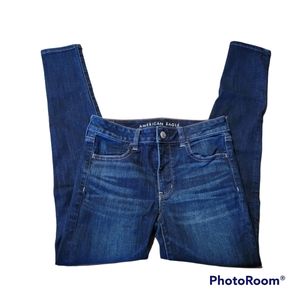 American eagle dark wash hi-rise jeggings.